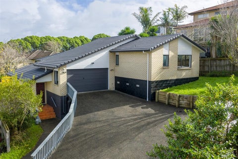 28 Fairchild Avenue, Goodwood Heights, Auckland