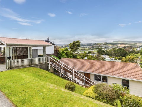 17 The Sounding, Whitby, Porirua