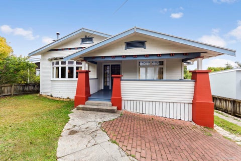 9 Hutchinson Avenue, New Lynn, Auckland