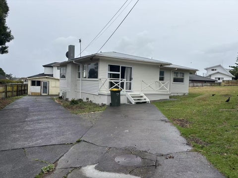 43 Farquhar Road, Glendene, Auckland