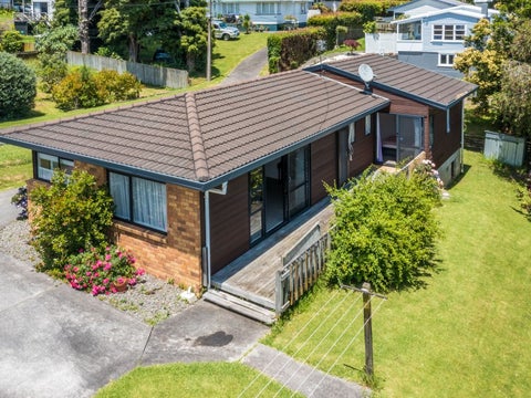2/32 Kaipatiki Road, Glenfield, Auckland