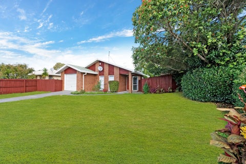 5 Woodlark Close, Weymouth, Auckland