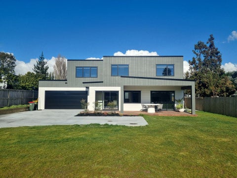 15 Fourth View Avenue, Beachlands, Auckland