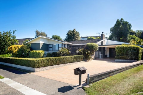 23 Kent Terrace, Taradale, Napier