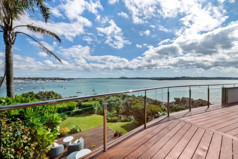 17 Bucklands Beach Road, Bucklands Beach, Auckland