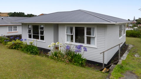 65 Waihora Crescent, Waitangirua, Porirua