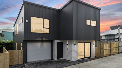 2/56 Connell Street, Blockhouse Bay, Auckland