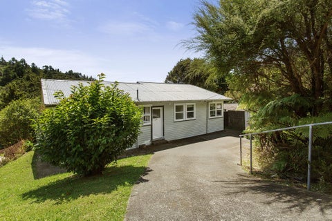 11 August Street, Stokes Valley, Lower Hutt