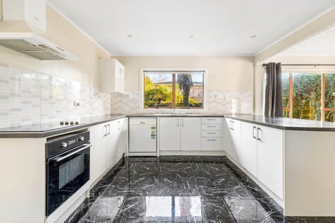 63 Ray Small Drive, Pahurehure, Papakura
