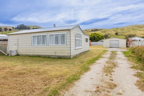 15 Dundas Street, Porangahau