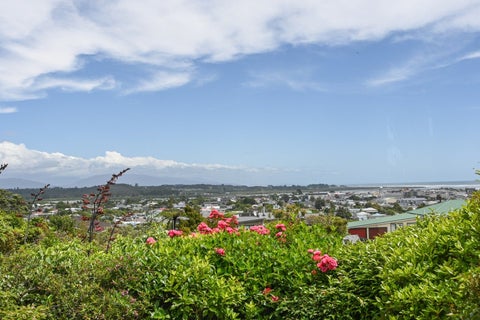 10 Whitcombe Terrace, Hokitika