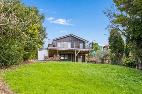 261 Sturges Road, Henderson, Auckland