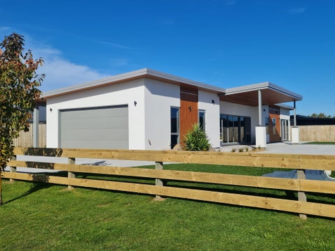 16 Newbrook Terrace, Darfield, Darfield