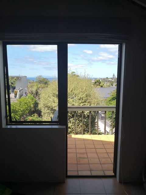 2/8 Theodora Place, Mairangi Bay, Auckland