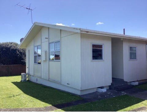 17 Leon Place, Waitara, Waitara