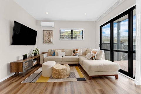 7/10 Newington Road, Henderson, Auckland