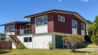 13 Rembrandt Avenue, Tawa, Wellington