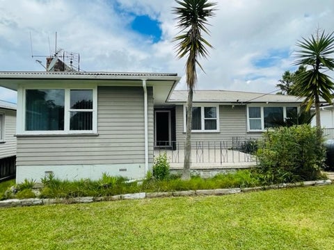 106 Cobham Crescent, Kelston, Auckland