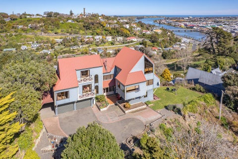 22 Shakespeare Road, Bastia Hill, Whanganui