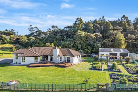 319A Wishart Road, Helensville, Helensville