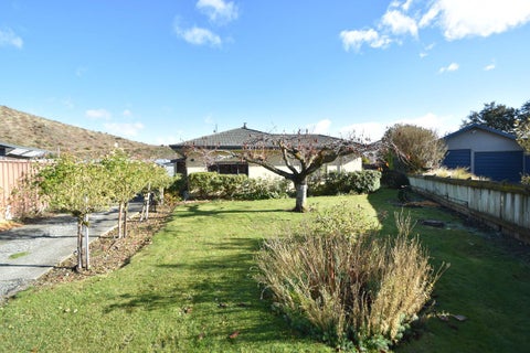 7 Totara Peak Crescent, Omarama