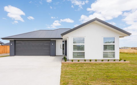 69 Atlantic Drive, Fitzherbert, Palmerston North