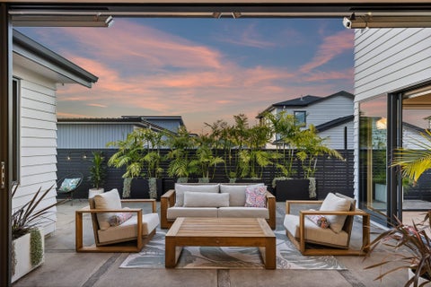 9 Barque Rise, Long Bay, Auckland