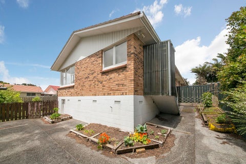 4/135 Titirangi Road, New Lynn, Auckland