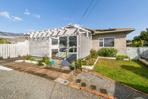 18 Liverpool Street, Trentham, Upper Hutt