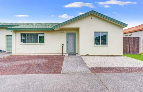 11C Sturges Road, Henderson, Auckland
