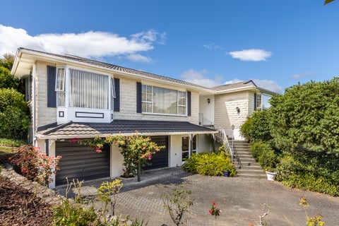 10 Rosebank Grove, Waikanae, Waikanae