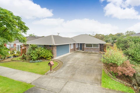 4 Royal Oak Drive, Kelvin Grove, Palmerston North