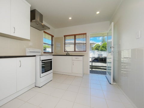 1/9 Fuchsia Place, Birkdale, Auckland