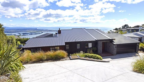 3 Stoneyridge Close, Mount Pleasant, Christchurch