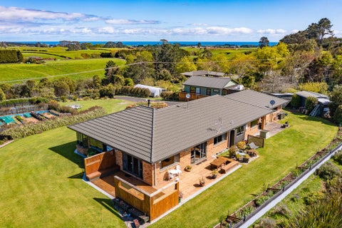 347 Henwood Road, Hillsborough, New Plymouth