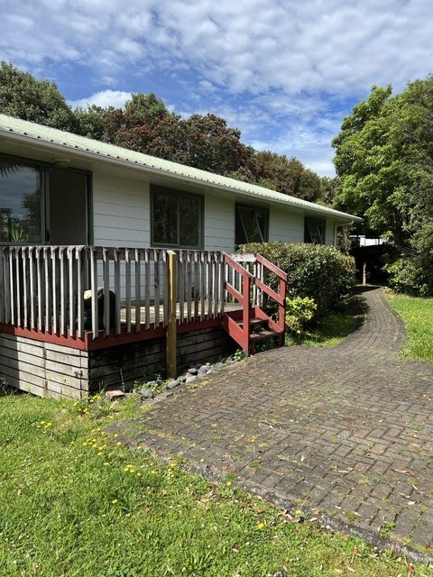 100 Second View Avenue, Beachlands, Auckland