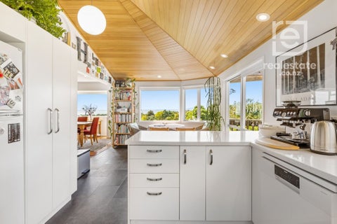23A Aberdeen Road, Castor Bay, Auckland