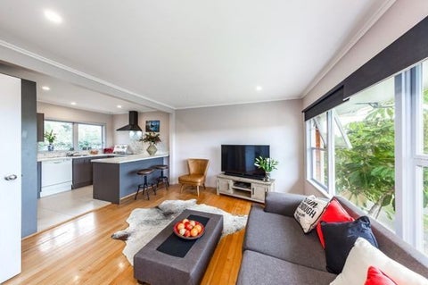 2/303 Rangatira Road, Beach Haven, Auckland