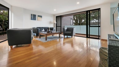 2/7 Cowie Street, Newmarket, Auckland