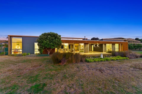 40 Raukawa Road, Peka Peka, Waikanae