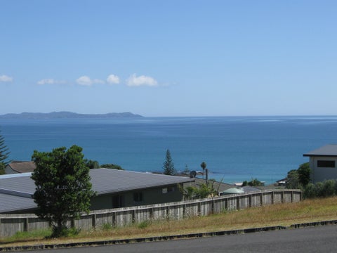 46 Dudley Crescent, Cable Bay, Cable Bay
