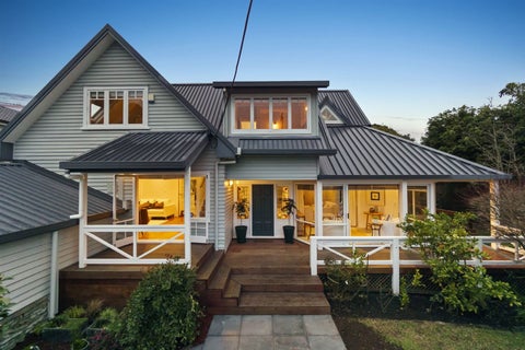 31 Winscombe Street, Belmont, Auckland