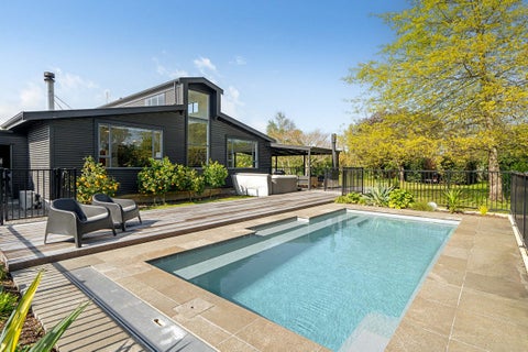 17 Weld Street, MARTINBOROUGH, Martinborough