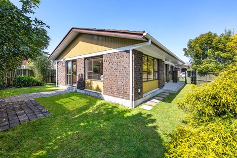 2/35 Ti Nana Crescent, Henderson, Auckland