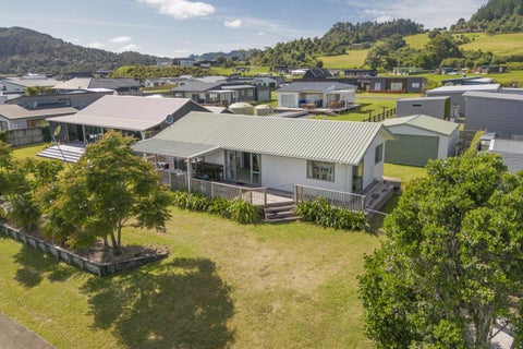 23 Hawk Hill Crescent, Cooks Beach, Whitianga