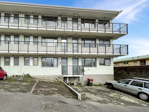 2/4 Derby Street, Mount Victoria, Wellington