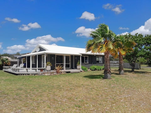 100 Puka Crescent, Matarangi, Whitianga