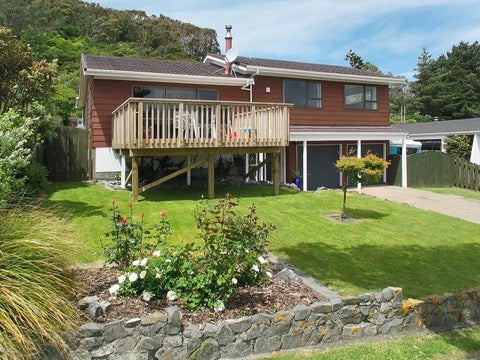 45 Mercury Way, Whitby, Porirua