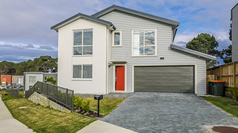 12 Orowaru Avenue, Massey, Auckland