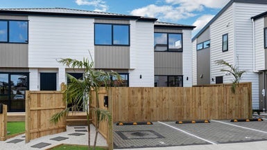2/19 McDonald Road, Papatoetoe, Auckland